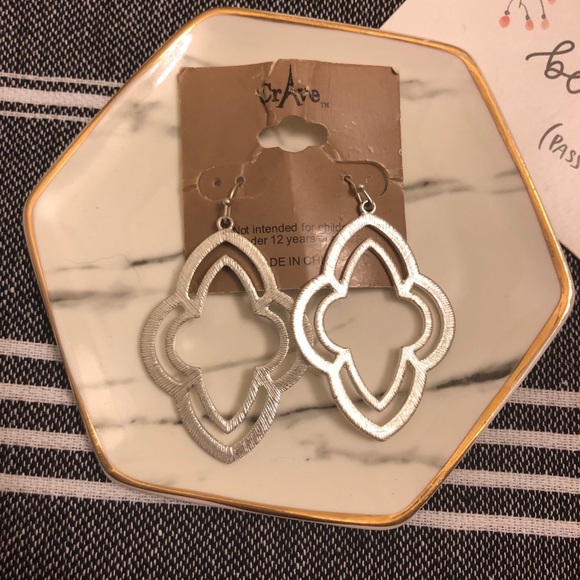 Crave Jewelry - Silver Dangle Earrings